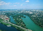 Alte Donau mit großem und kleinem Gänsehäufel, Donau-km 1027 : Altarm, Insel